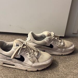 Nike Air Max Sneakers - Cream and Black